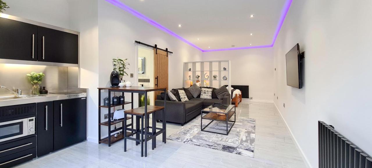 The Studio, Luxury Modern Apartment In The South Hams, Stunning Walks On The Doorstep, A 20 Minute Drive To The Beautiful Sandy Beaches, Quiet Courtyard Setting, Shops, Bars And Restaurants A Short Walk Away! Ivybridge Exterior foto